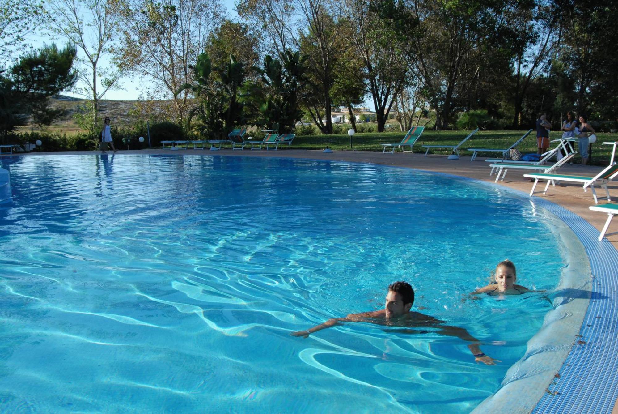 Valtur Baia Del Gusmay Beach Resort Peschici Kültér fotó